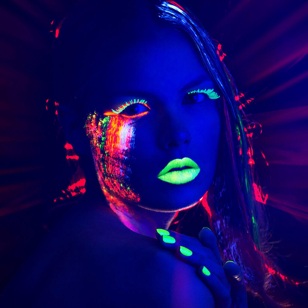 stargazer neon yellow mascara